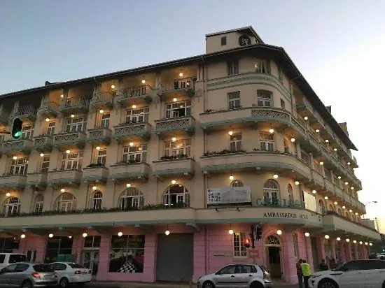 Halo Hybrid Hotel